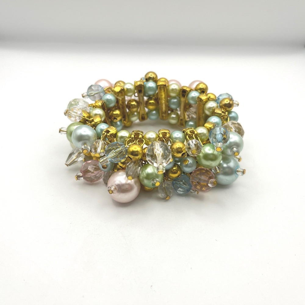 Pastel Faux Pearl and Crystal Cluster Stretch Bracelet Gold Tone Beaded 6.5in